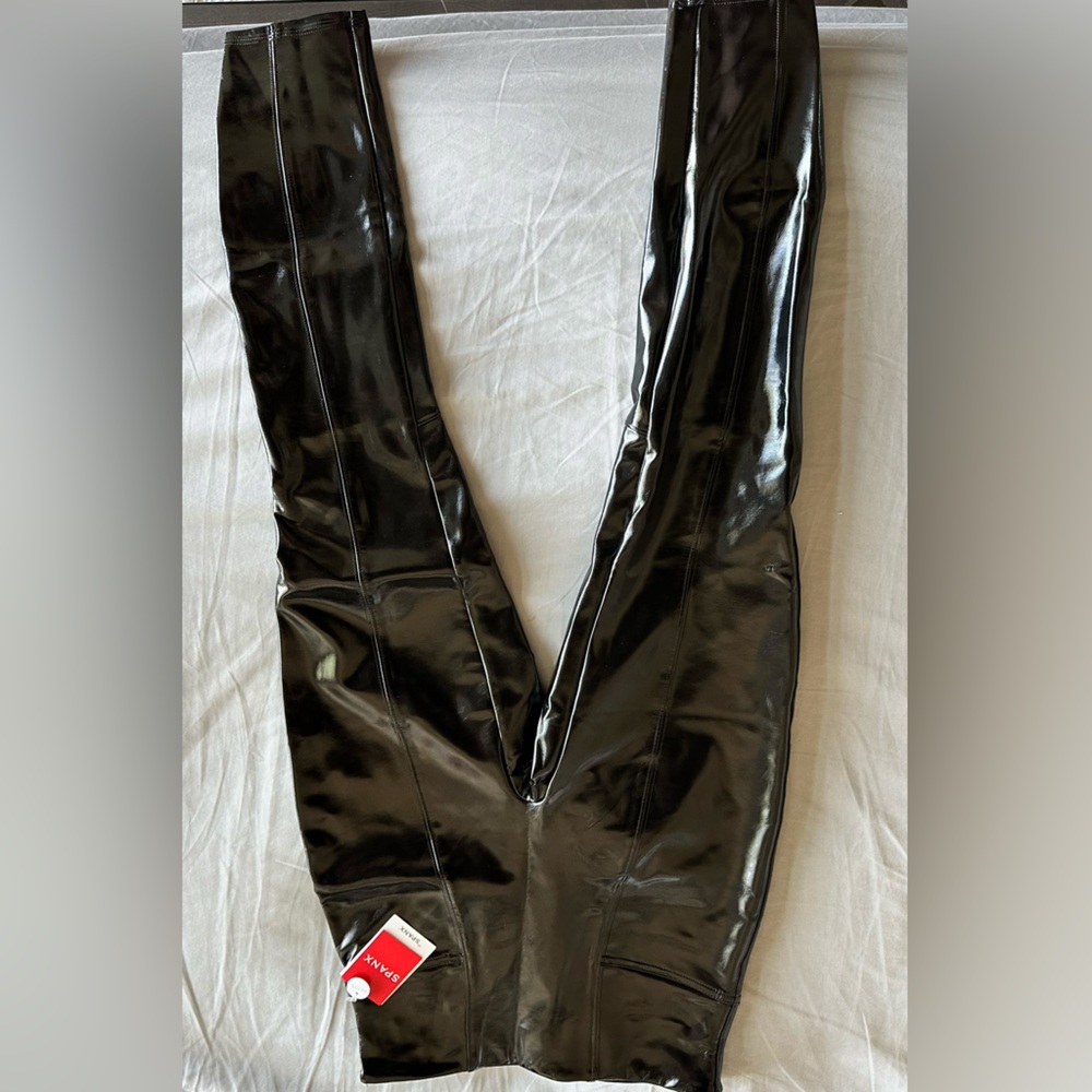 Women’s high rise leather SPANXS. Brand new with tags on.